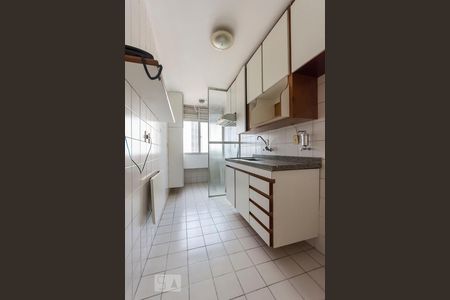 Cozinha de apartamento para alugar com 1 quarto, 42m² em Perdizes, São Paulo