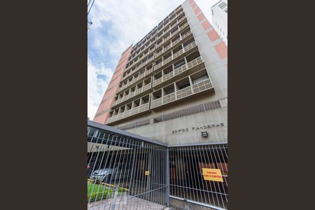 Apartamento para alugar com 85m², 2 quartos e 1 vagaFachada