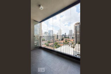 Varanda de kitnet/studio para alugar com 1 quarto, 35m² em Vila Olímpia, São Paulo