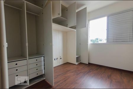 Quarto 1 de apartamento para alugar com 3 quartos, 74m² em Vila Ipojuca, São Paulo