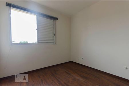 Quarto 2 de apartamento para alugar com 3 quartos, 74m² em Vila Ipojuca, São Paulo