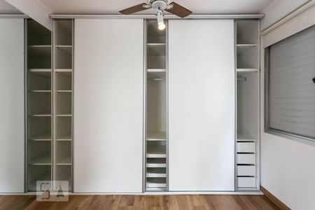 Quarto de apartamento à venda com 1 quarto, 50m² em Indianópolis, São Paulo