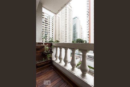 Varanda de apartamento à venda com 1 quarto, 50m² em Indianópolis, São Paulo
