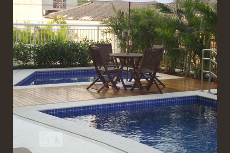 Apartamento à venda com 68m², 2 quartos e 1 vagaPiscinas adulto e infantil