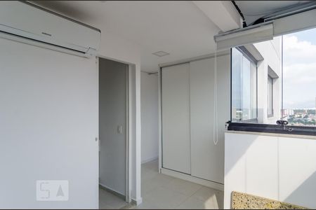 Apartamento para alugar com 81m², 1 quarto e 1 vagaSuíte