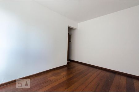 Apartamento para alugar com 62m², 2 quartos e 1 vagaSala