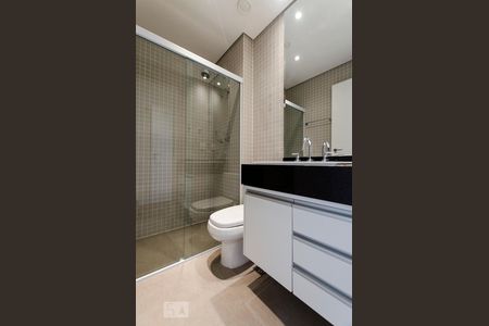 Banheiro da suíte de apartamento à venda com 2 quartos, 105m² em Vila Nova Conceição, São Paulo