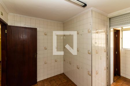 Apartamento para alugar com 134m², 3 quartos e 2 vagas Apartamento para alugar com 134m², 3 quartos e 2 vagasCozinha