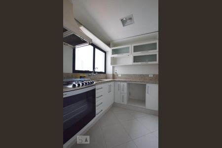 Apartamento para alugar com 280m², 4 quartos e 3 vagas Apartamento para alugar com 280m², 4 quartos e 3 vagas1o. Andar - Cozinha