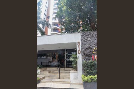 Apartamento à venda com 70m², 2 quartos e 2 vagas Apartamento à venda com 70m², 2 quartos e 2 vagasFachada