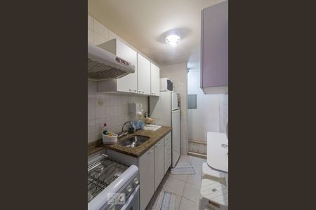 Apartamento à venda com 70m², 2 quartos e 2 vagas Apartamento à venda com 70m², 2 quartos e 2 vagasCozinha