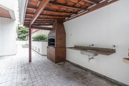 Apartamento à venda com 120m², 3 quartos e 2 vagas Apartamento à venda com 120m², 3 quartos e 2 vagasChurrasqueira