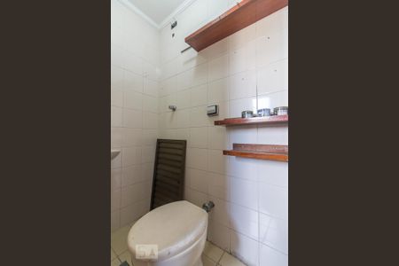 Apartamento à venda com 120m², 3 quartos e 2 vagas Apartamento à venda com 120m², 3 quartos e 2 vagasBanheiro de serviço