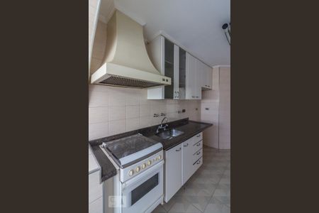 Apartamento à venda com 120m², 3 quartos e 2 vagas Apartamento à venda com 120m², 3 quartos e 2 vagasCozinha
