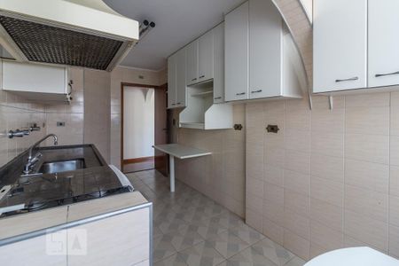 Apartamento à venda com 120m², 3 quartos e 2 vagas Apartamento à venda com 120m², 3 quartos e 2 vagasCozinha