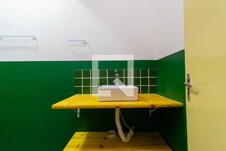 Apartamento para alugar com 77m², 2 quartos e sem vagaBanheiro