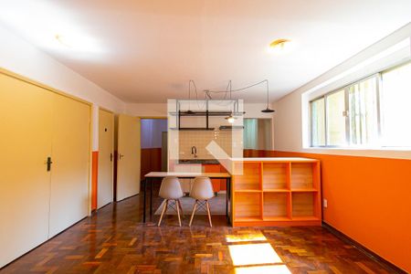 Sala de apartamento à venda com 2 quartos, 77m² em Bela Vista, São Paulo