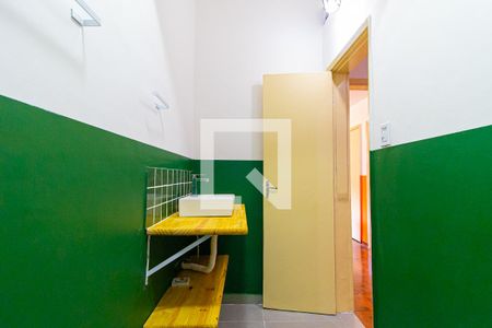 Apartamento para alugar com 77m², 2 quartos e sem vagaBanheiro