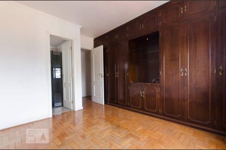 Apartamento para alugar com 130m², 3 quartos e 2 vagasSuíte