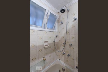 Banheiro de apartamento para alugar com 3 quartos, 130m² em Pinheiros, São Paulo
