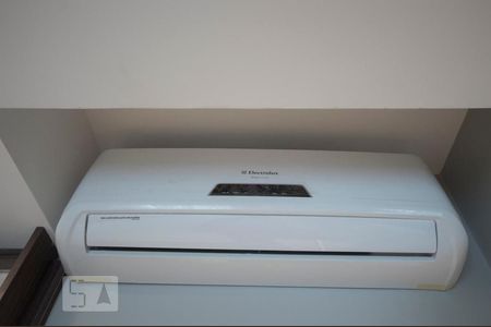 Apartamento para alugar com 100m², 2 quartos e 2 vagasDetalhe Suíte