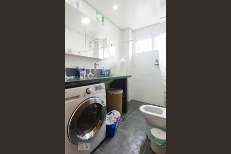 Banheiro de apartamento para alugar com 3 quartos, 145m² em Perdizes, São Paulo