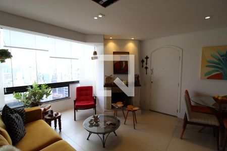 Sala de apartamento à venda com 2 quartos, 165m² em Vila Uberabinha, São Paulo