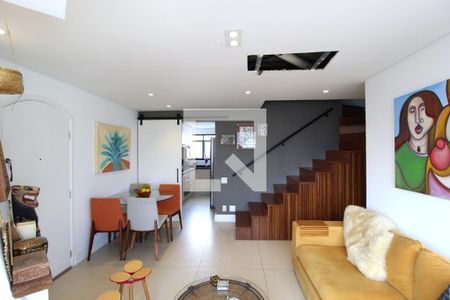 Sala de apartamento à venda com 2 quartos, 165m² em Vila Uberabinha, São Paulo
