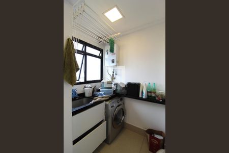 Apartamento à venda com 165m², 2 quartos e 2 vagasÁrea de Serviço