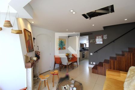 Sala de apartamento à venda com 2 quartos, 165m² em Vila Uberabinha, São Paulo