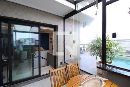 Apartamento à venda com 165m², 2 quartos e 2 vagasTerraço