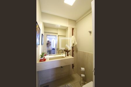 Apartamento à venda com 165m², 2 quartos e 2 vagasBanheiro Social