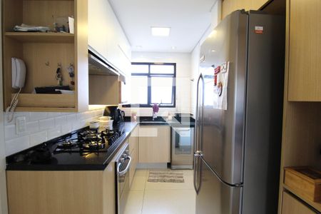 Apartamento à venda com 165m², 2 quartos e 2 vagasCozinha