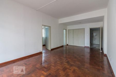 Apartamento à venda com 94m², 1 quarto e sem vagaSala