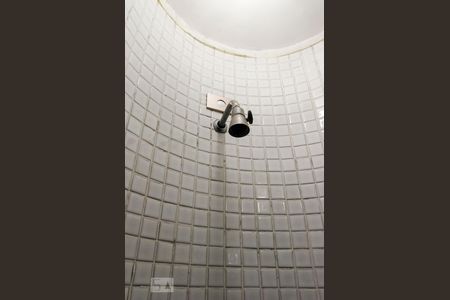 Apartamento à venda com 369m², 4 quartos e 4 vagasDetalhe do banheiro