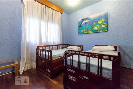 Apartamento à venda com 369m², 4 quartos e 4 vagasQuarto 2