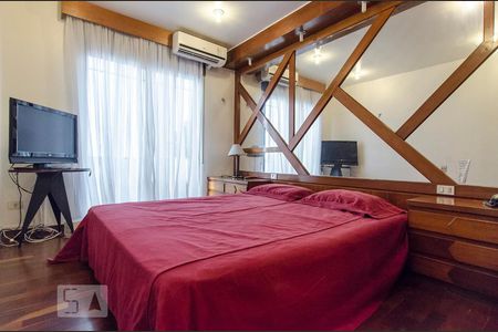 Apartamento à venda com 369m², 4 quartos e 4 vagasSuíte (2ºpiso)