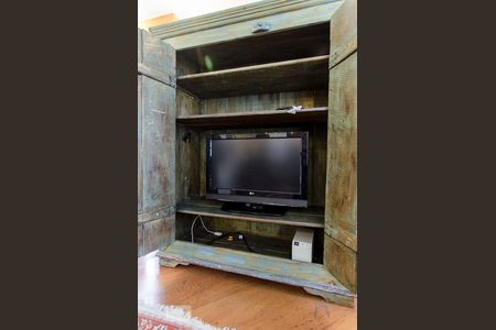 Detalhe da sala de apartamento à venda com 4 quartos, 369m² em Vila Suzana, São Paulo