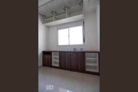 Apartamento à venda com 72m², 2 quartos e 2 vagas Apartamento à venda com 72m², 2 quartos e 2 vagasSuíte