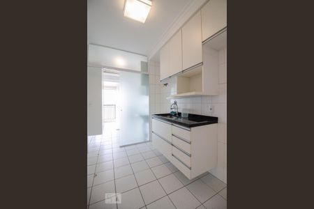 Apartamento à venda com 72m², 2 quartos e 2 vagas Apartamento à venda com 72m², 2 quartos e 2 vagasCozinha