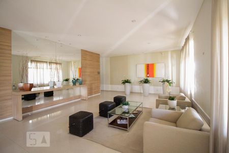 Apartamento à venda com 72m², 2 quartos e 2 vagas Apartamento à venda com 72m², 2 quartos e 2 vagasHall Social