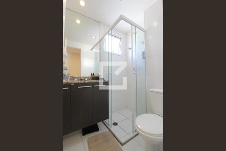 Banheiro de kitnet/studio à venda com 1 quarto, 33m² em Vila Olímpia, São Paulo