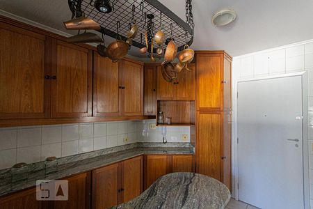 Apartamento à venda com 110m², 2 quartos e 2 vagasCozinha