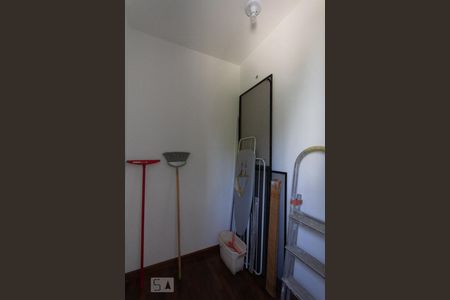 Apartamento à venda com 110m², 2 quartos e 2 vagasQuarto de Serviço