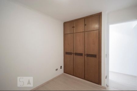 Apartamento à venda com 68m², 2 quartos e 1 vagaQuarto 01