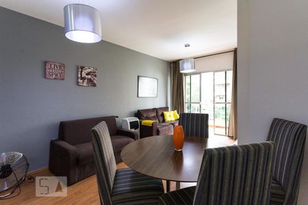 Apartamento à venda com 65m², 2 quartos e 1 vaga Apartamento à venda com 65m², 2 quartos e 1 vagaSala
