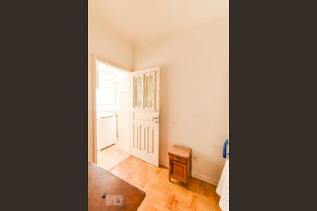 Quarto de Serviço de apartamento para alugar com 2 quartos, 78m² em Cerqueira César, São Paulo