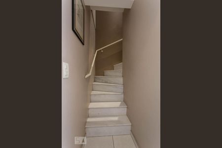 Apartamento para alugar com 50m², 1 quarto e 1 vagaEscada