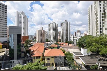 Apartamento à venda com 206m², 4 quartos e 3 vagasVista