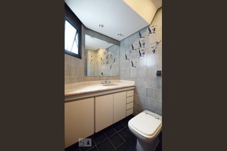 Apartamento à venda com 206m², 4 quartos e 3 vagasQuarto 3 - Suíte/ Banheiro